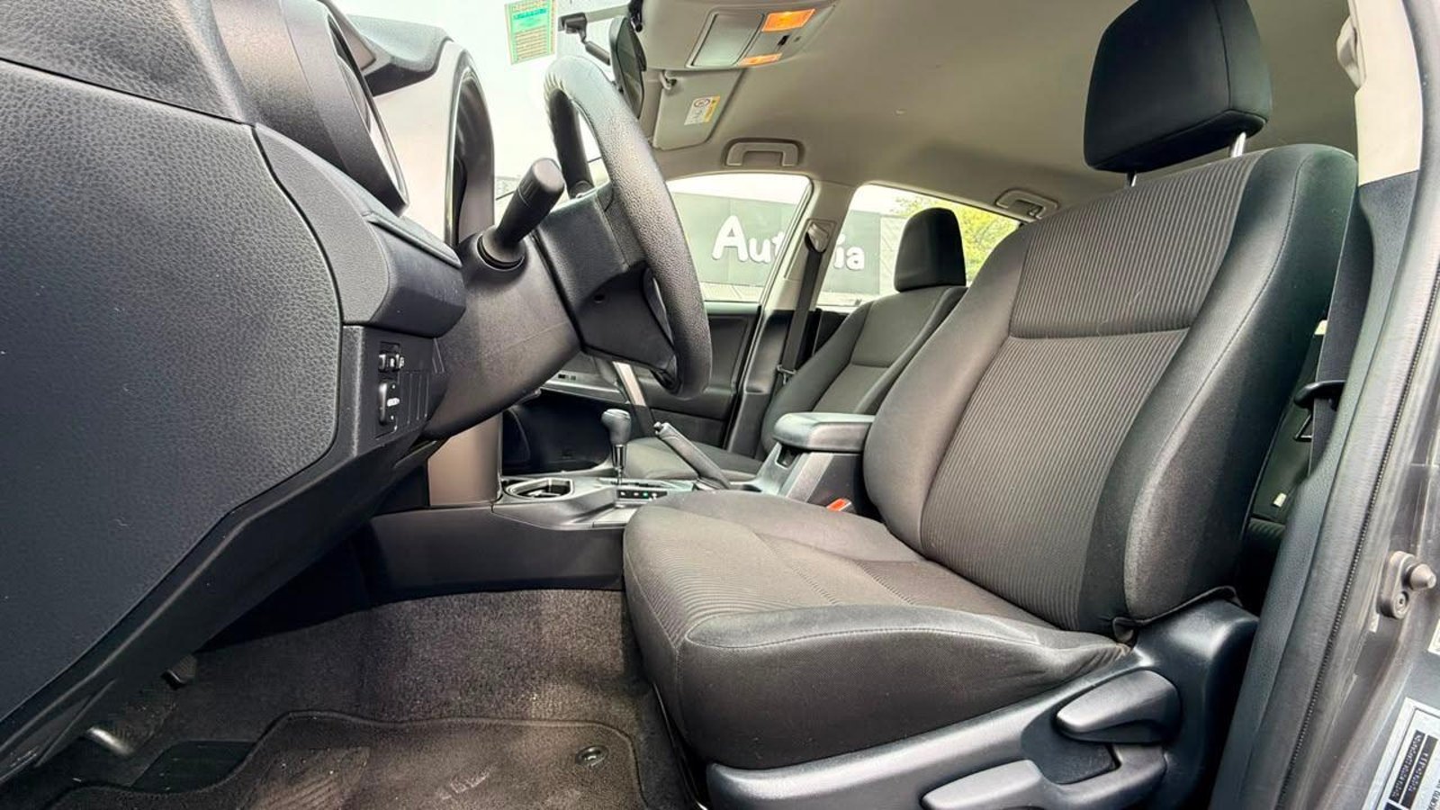 Toyota RAV4 A 2019 - Imagen 6 de 20