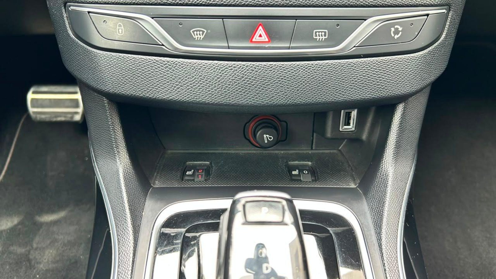 Peugeot 308 2018 - Imagen 18 de 20