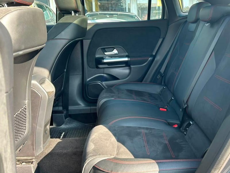 Mercedes-Benz GLA 2022 - Imagen 7 de 20