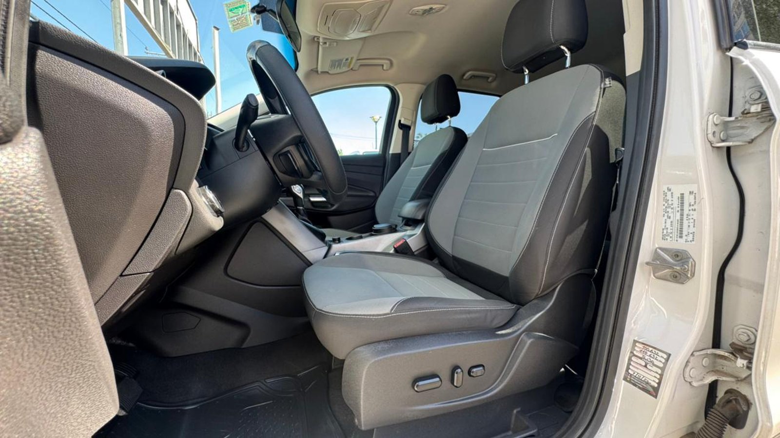 Ford Escape 2014 - Imagen 12 de 18