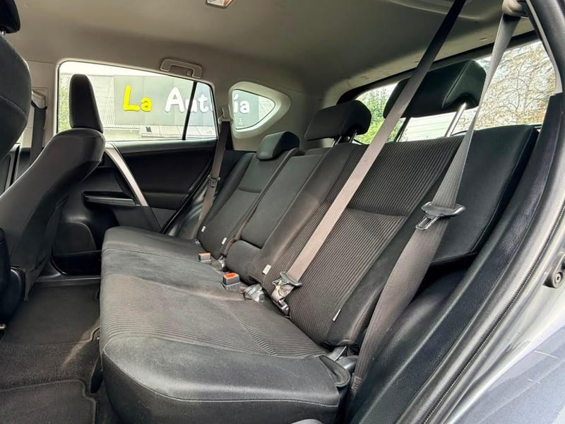 Toyota RAV4 A 2019 - Imagen 7 de 20