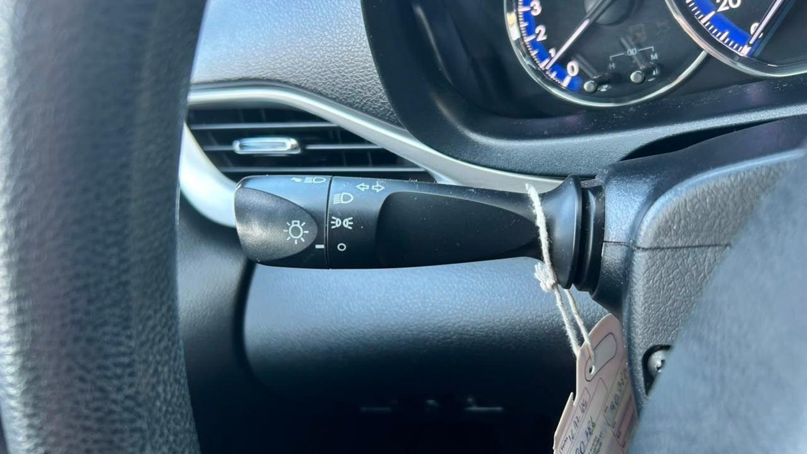 Toyota YARIS 2019 - Imagen 16 de 20