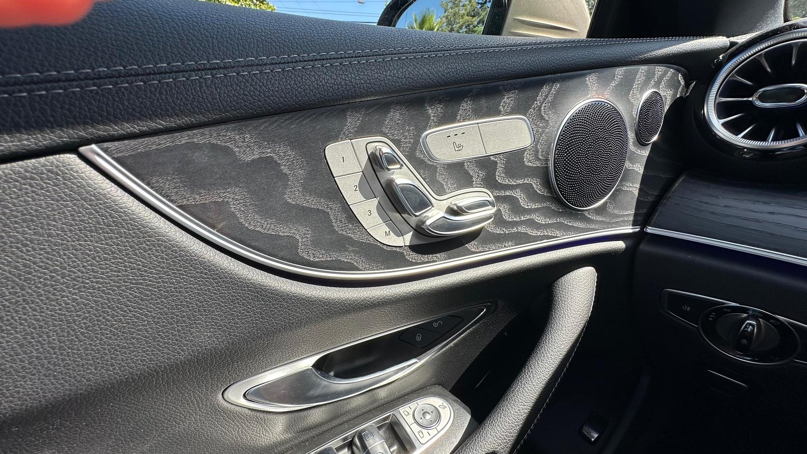 Mercedes Benz E300 2020 - Imagen 19 de 20