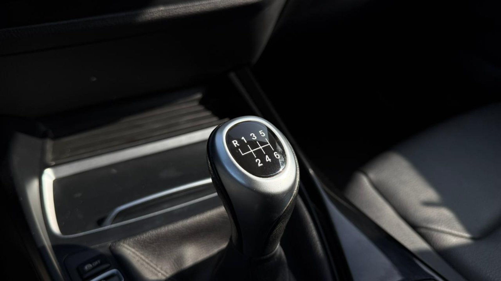 BMW 118i 2018 - Imagen 17 de 20