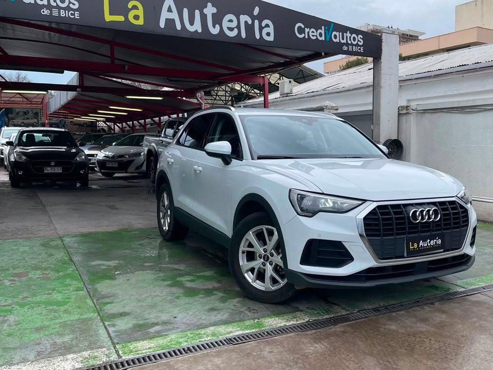Audi Q3 35 TFSI 1.4 AUT 2024 - Foto 2 de 18