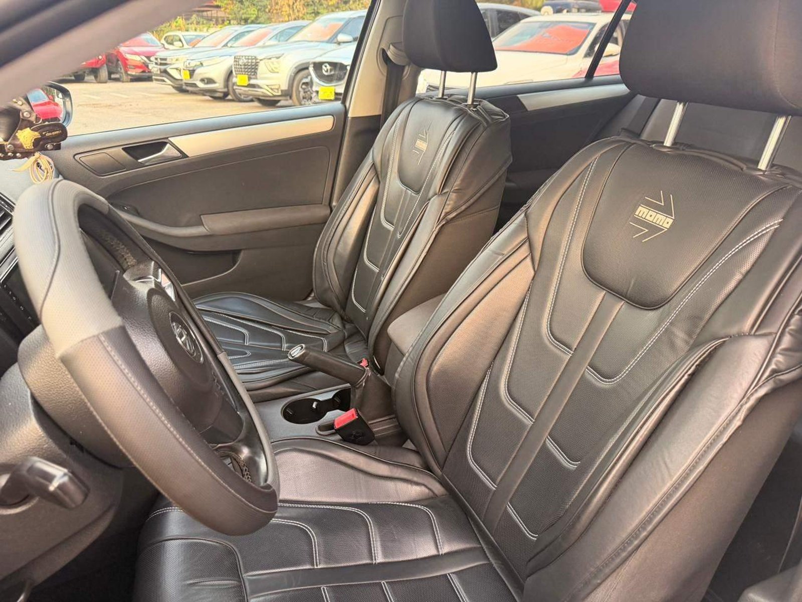 Volkswagen Vento 2012 - Imagen 6 de 17