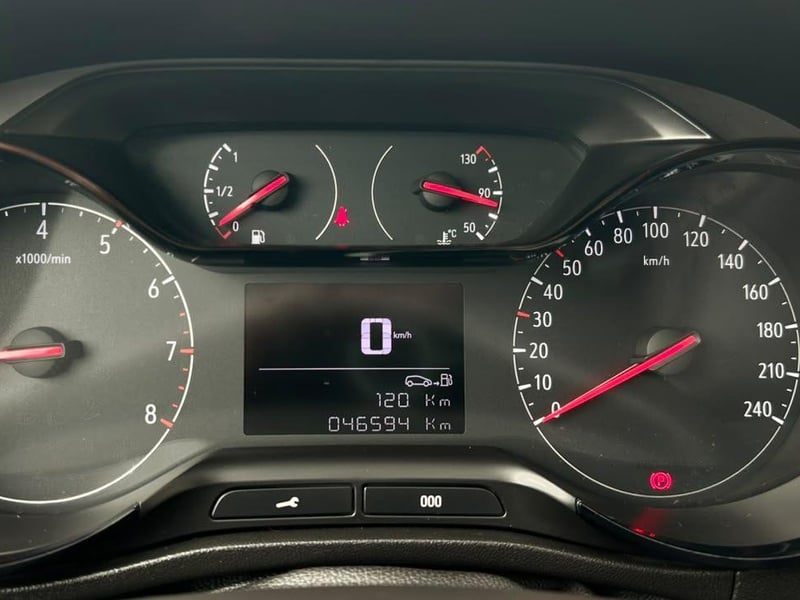 Opel CROSSLAND 2022 - Imagen 7 de 20
