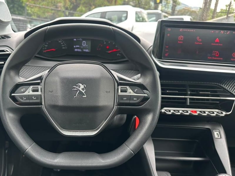 Peugeot 208 2023 - Imagen 12 de 20