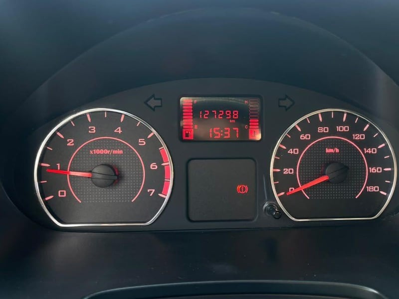 Chevrolet N400 2022 - Imagen 8 de 14