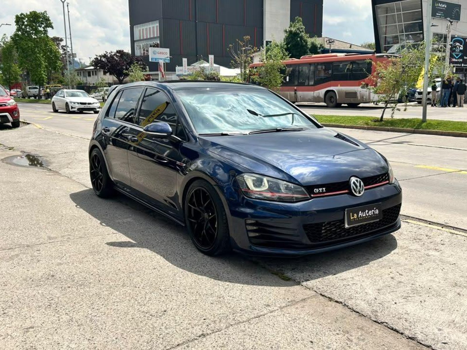 Volkswagen GOLF 2017 - Foto 2 de 20