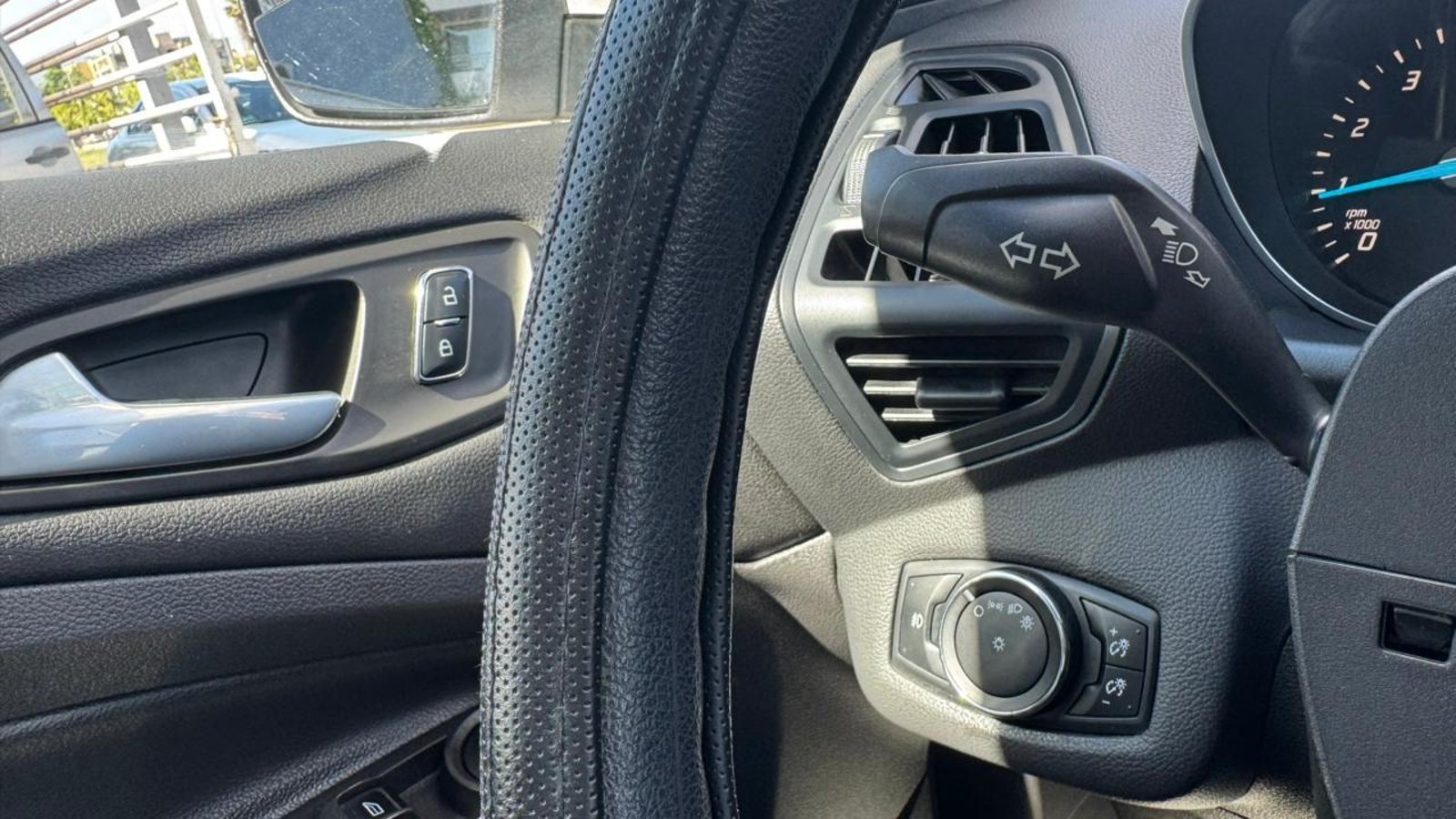 Ford Escape 2014 - Imagen 14 de 18