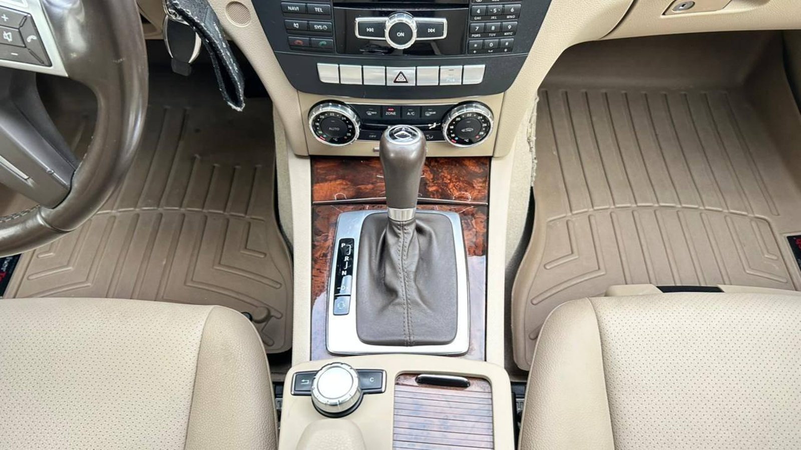 Mercedes Benz C200 2012 - Imagen 17 de 20