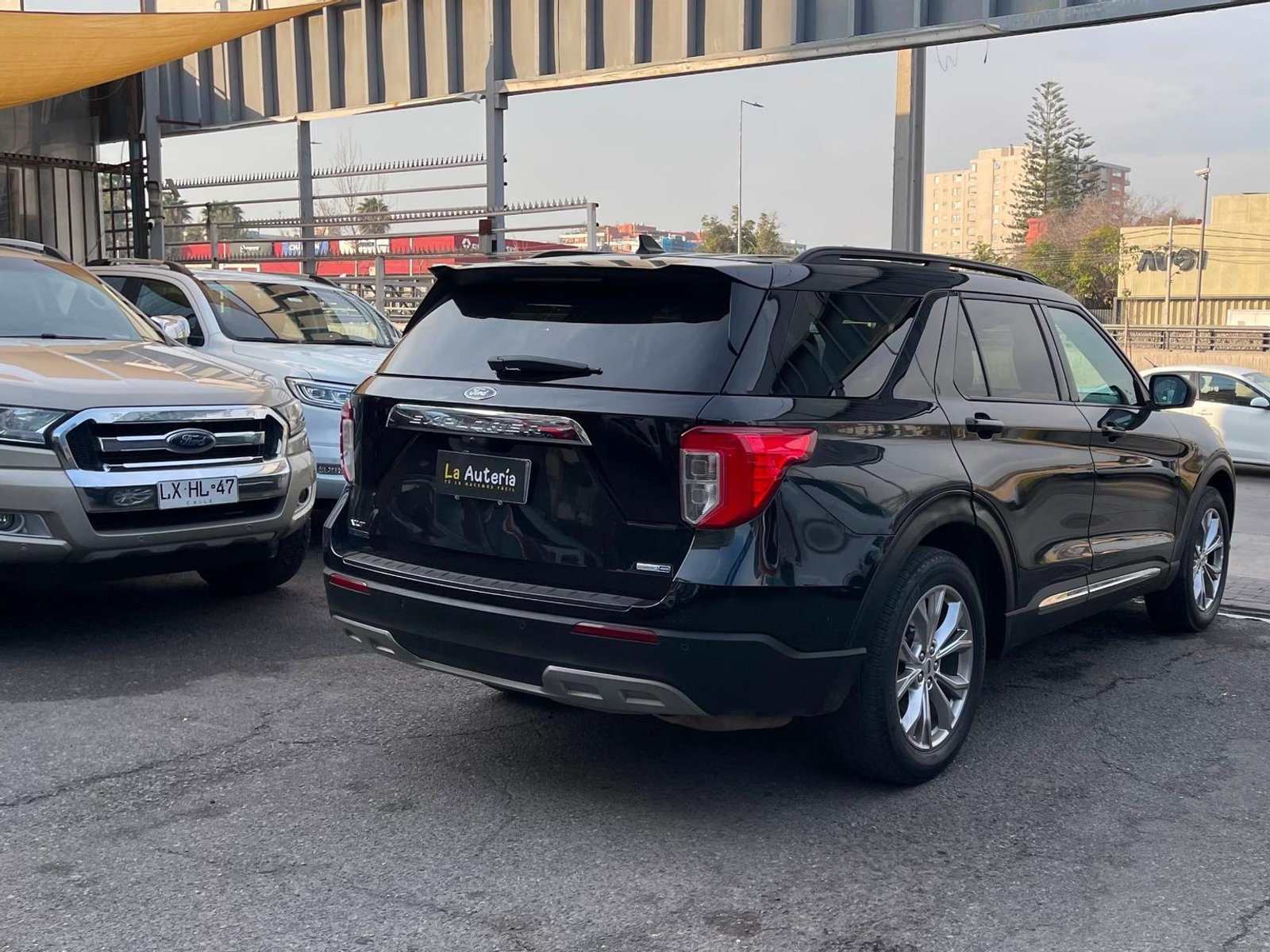 Ford EXPLORER 2024 - Foto 4 de 18