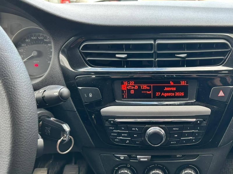 Peugeot 301 VTI 2018 - Imagen 11 de 18