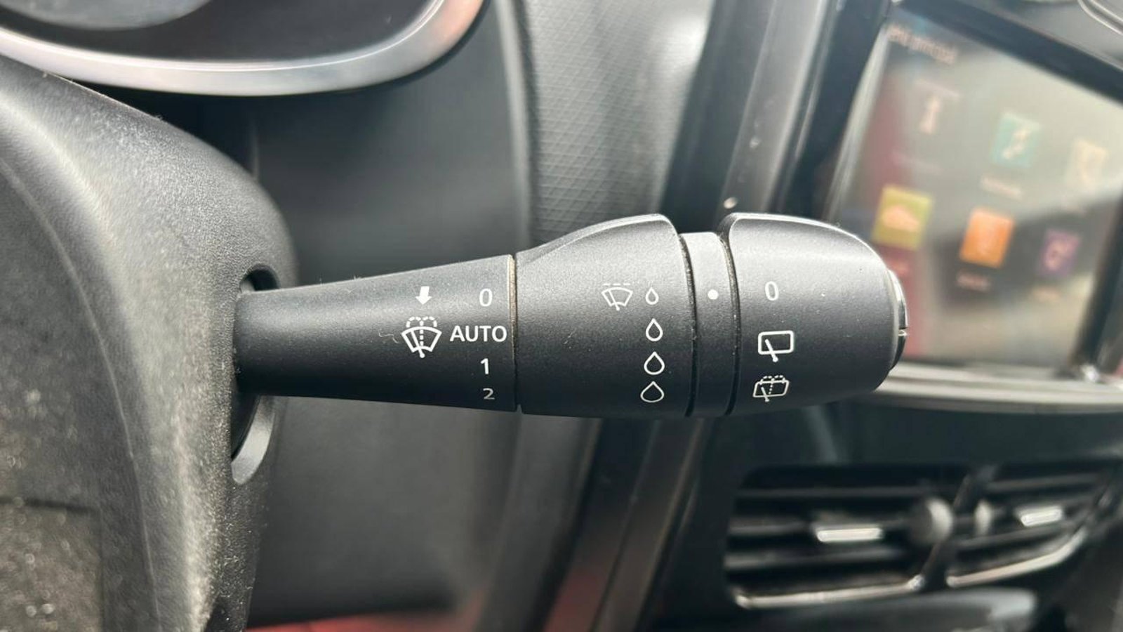 Renault Clio 2016 - Imagen 19 de 20