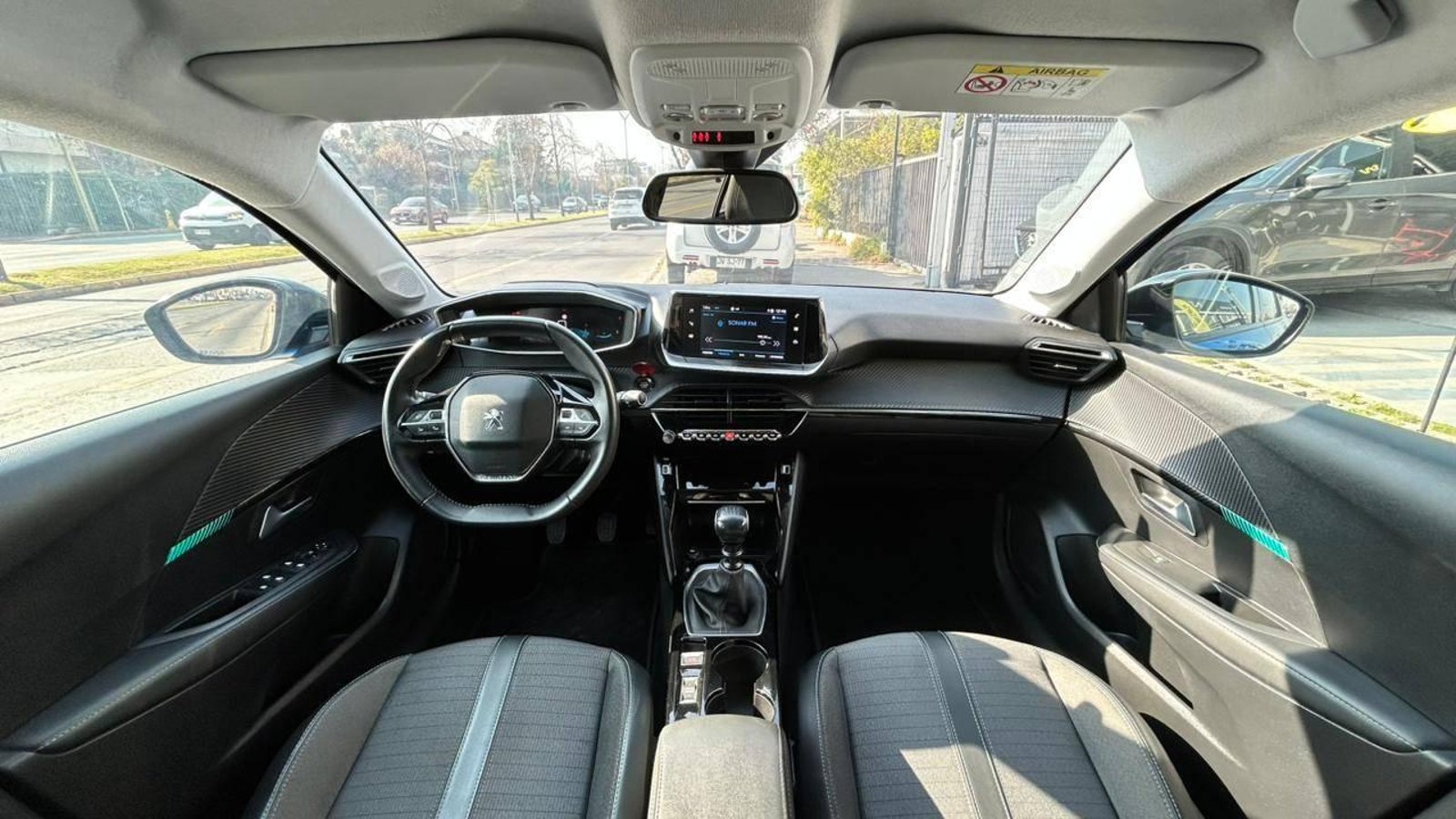 Peugeot 208 2022 - Imagen 10 de 20