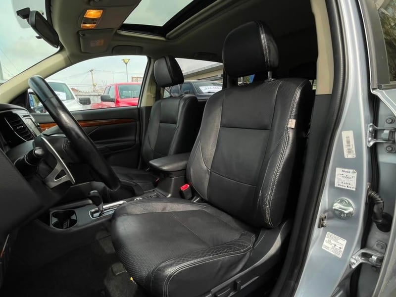 Mitsubishi OUTLANDER 2014 - Imagen 5 de 18