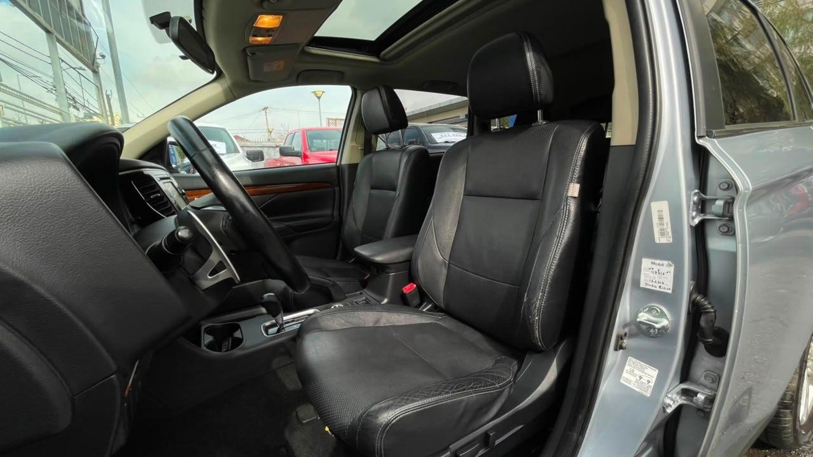 Mitsubishi OUTLANDER 2014 - Imagen 5 de 18
