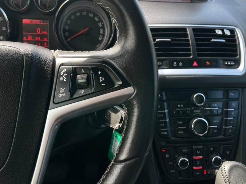 Opel MERIVA 2017 - Imagen 10 de 14