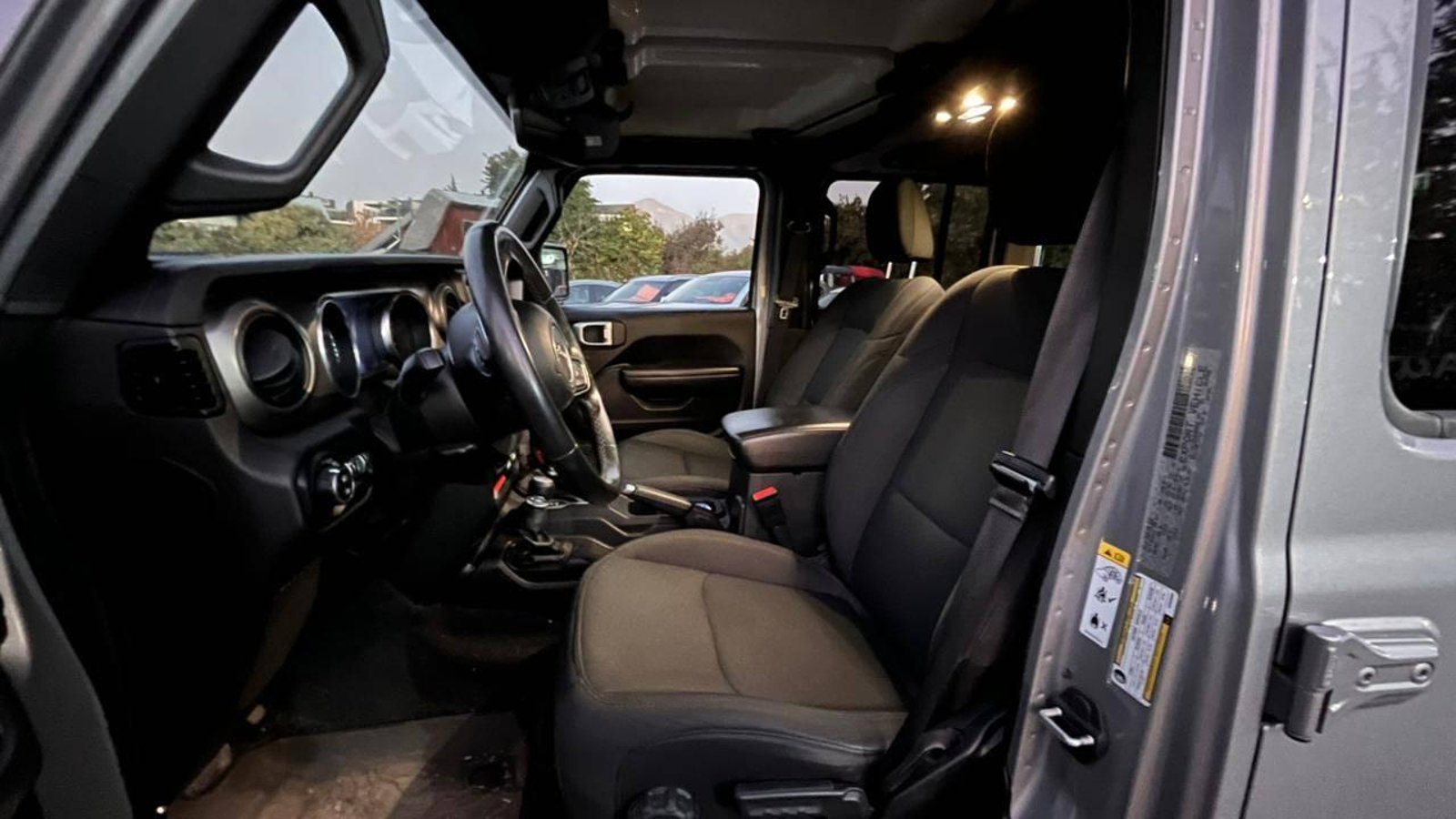 Jeep Wrangler 2020 - Imagen 6 de 20