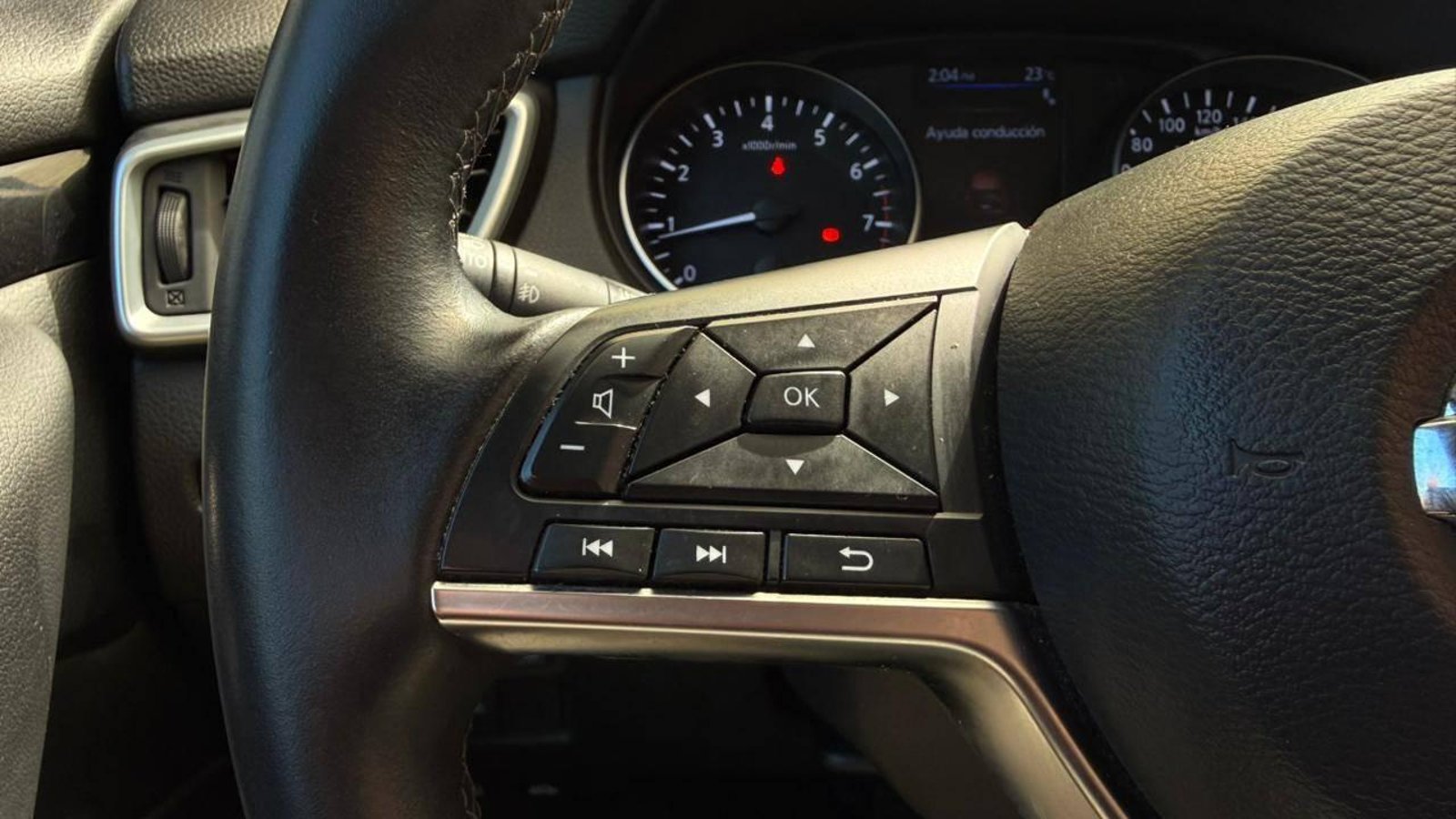 NISSAN NEW QASHQAI 4WD 2.0 AUT 2021 - Imagen 18 de 20