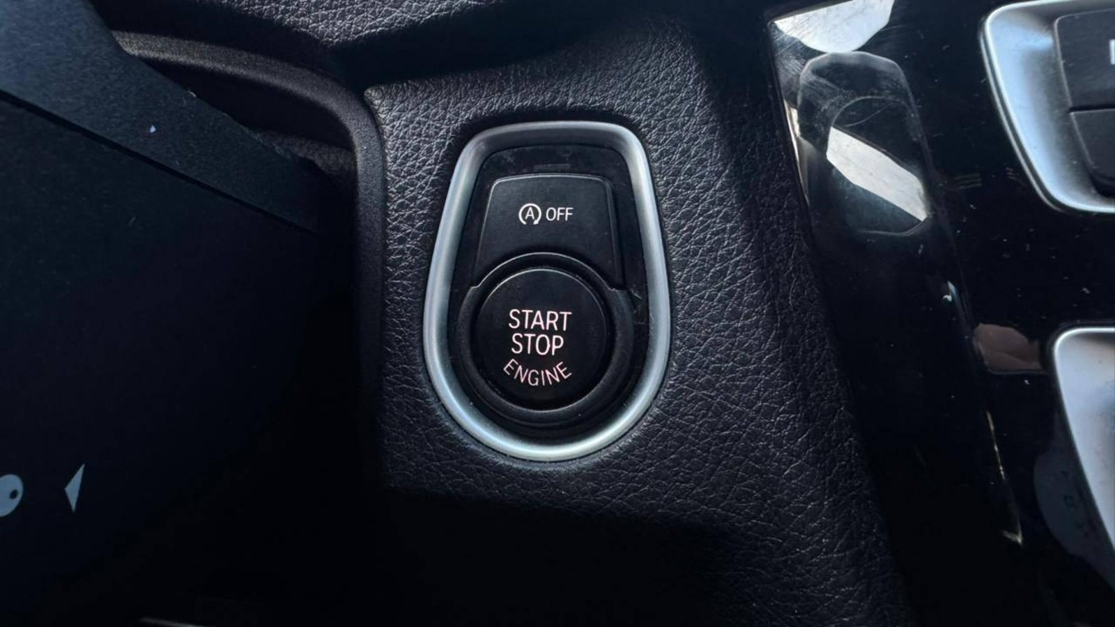 BMW 330i 2019 - Imagen 17 de 20