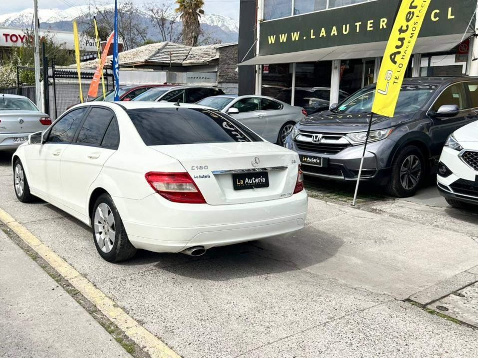Mercedes-Benz C180 2011 - Foto 4 de 20