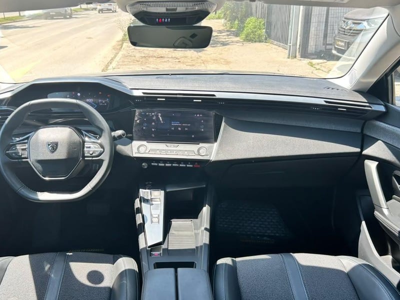 Peugeot 308 2023 - Imagen 9 de 20