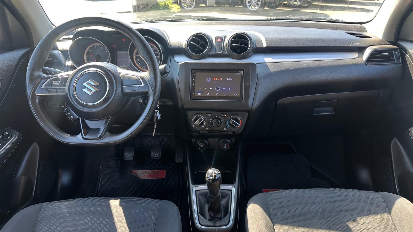Suzuki SWIFT 2022 - Imagen 6 de 20