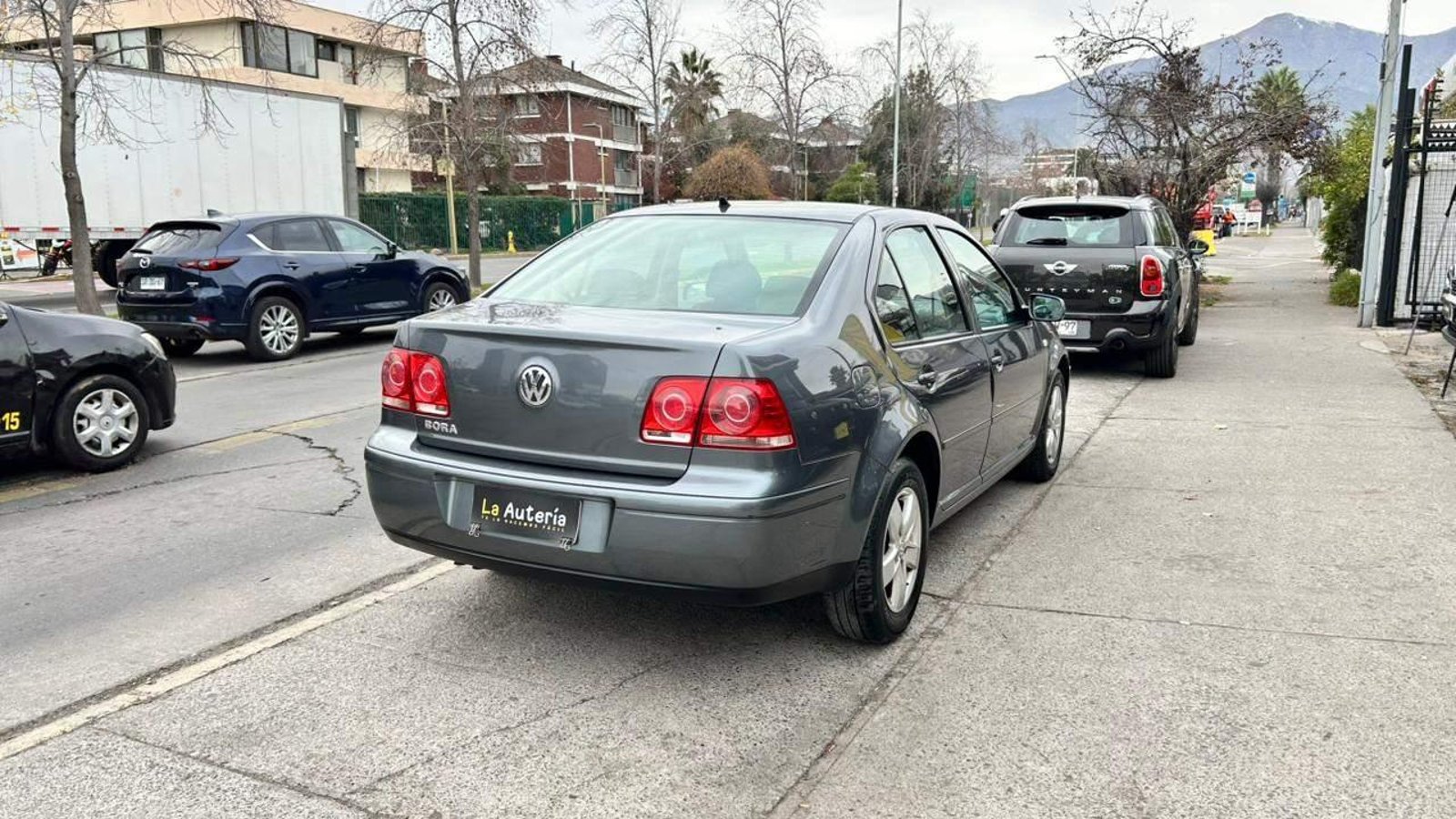 Volkswagen Bora 2009 - Imagen 3 de 17