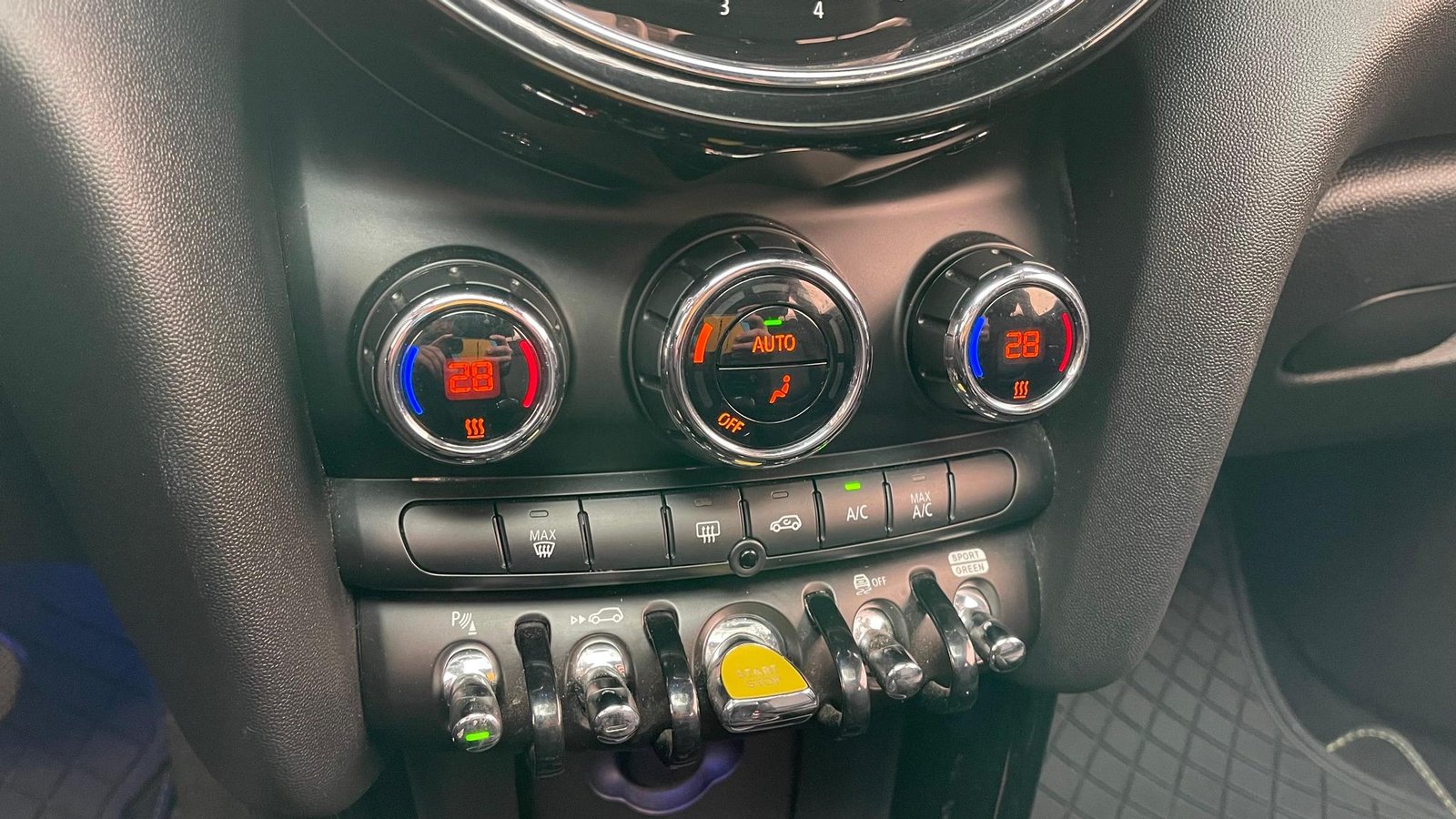 MINI Cooper 2022 - Imagen 18 de 20