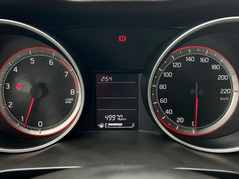 Suzuki SWIFT 2024 - Imagen 9 de 20