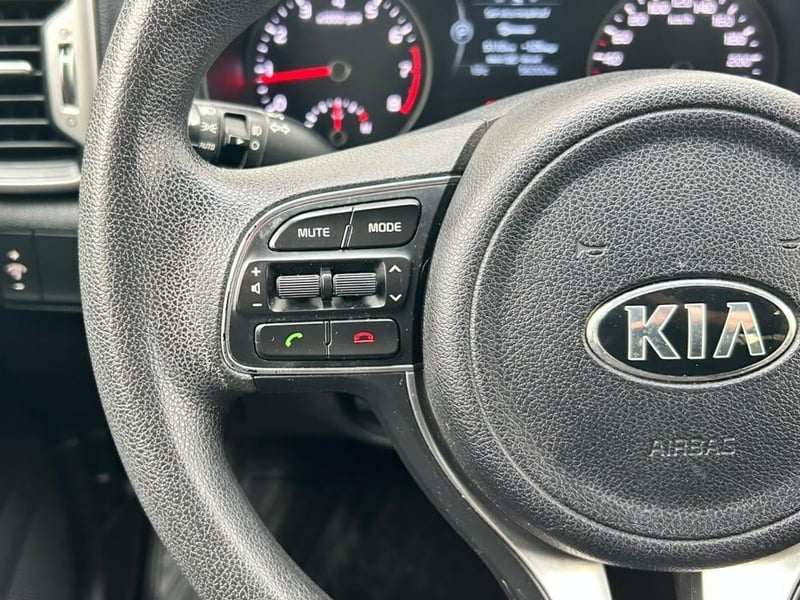 Kia SPORTAGE 2016 - Imagen 15 de 20