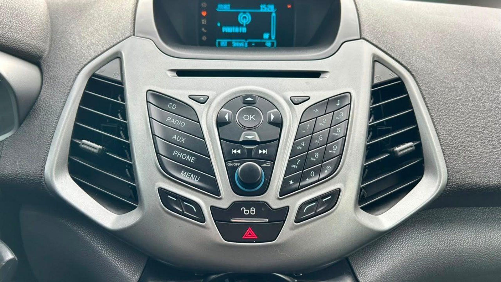 Ford Ecosport 2014 - Imagen 13 de 20