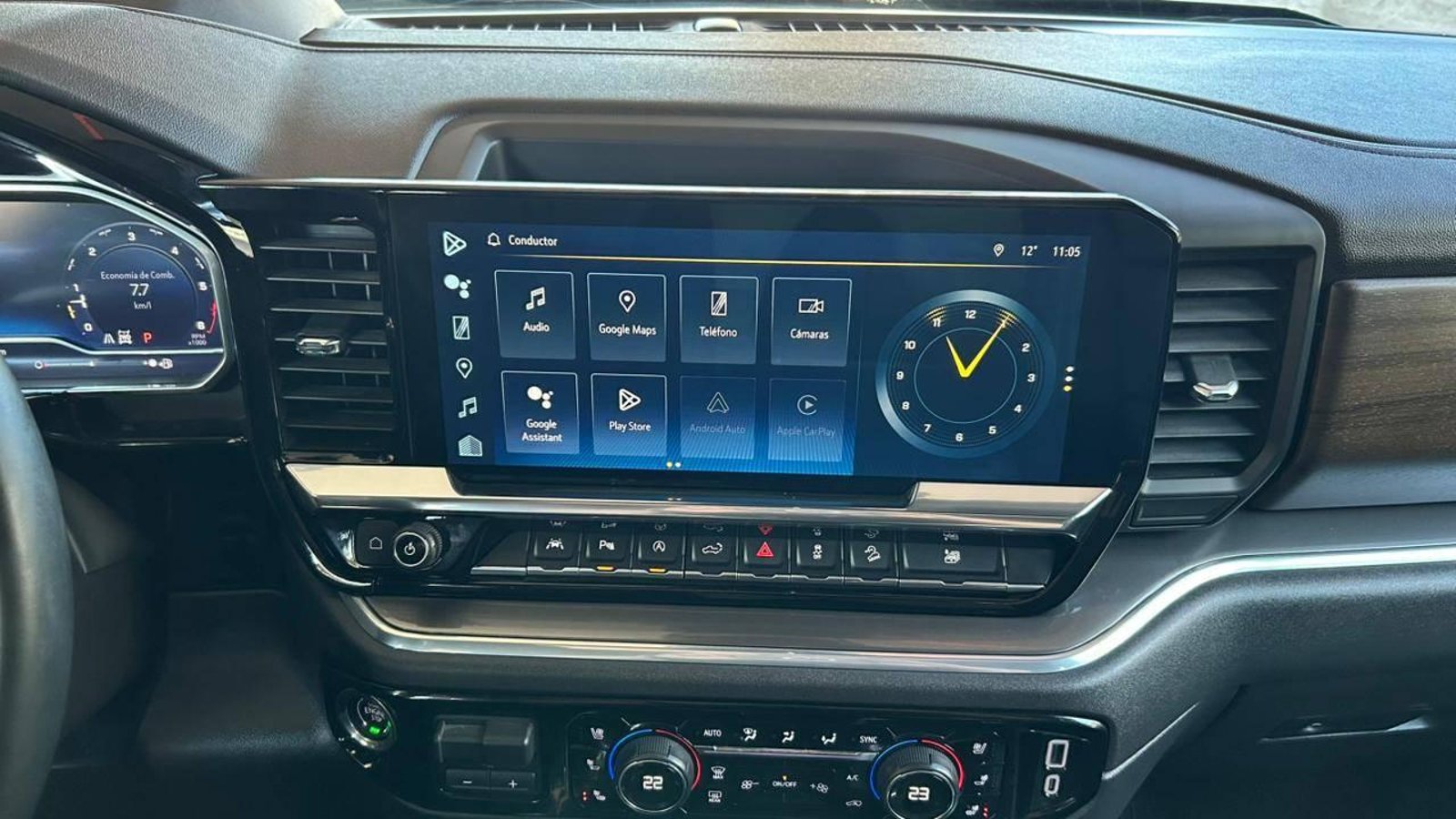 Chevrolet Silverado 2024 - Imagen 15 de 20
