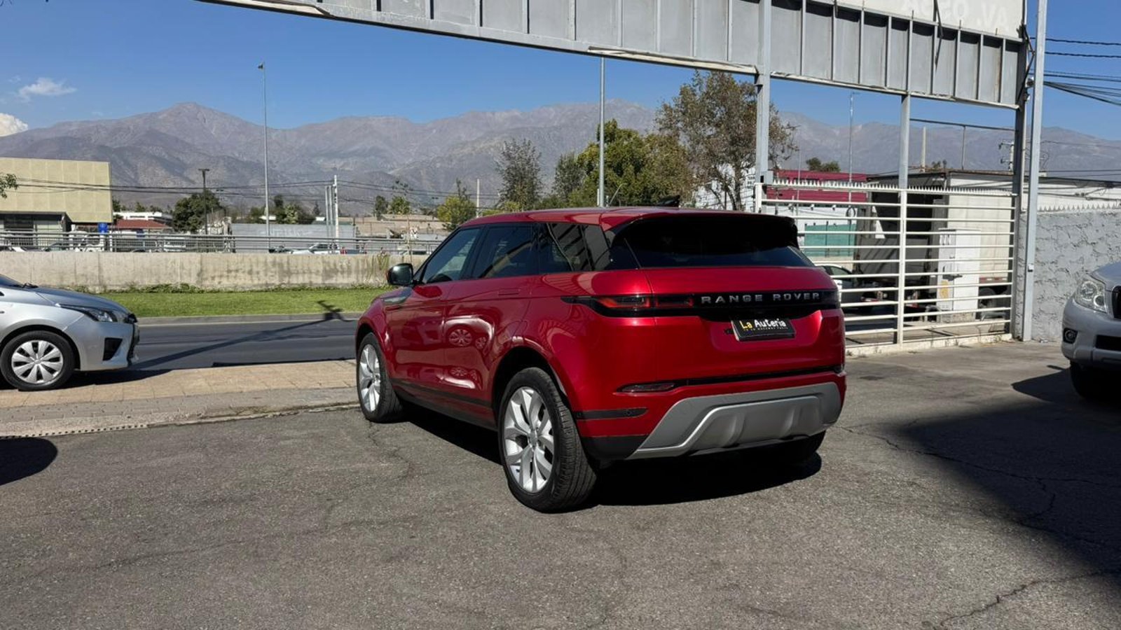 Land Rover Range Rover Evoque 2022 - Imagen 4 de 16