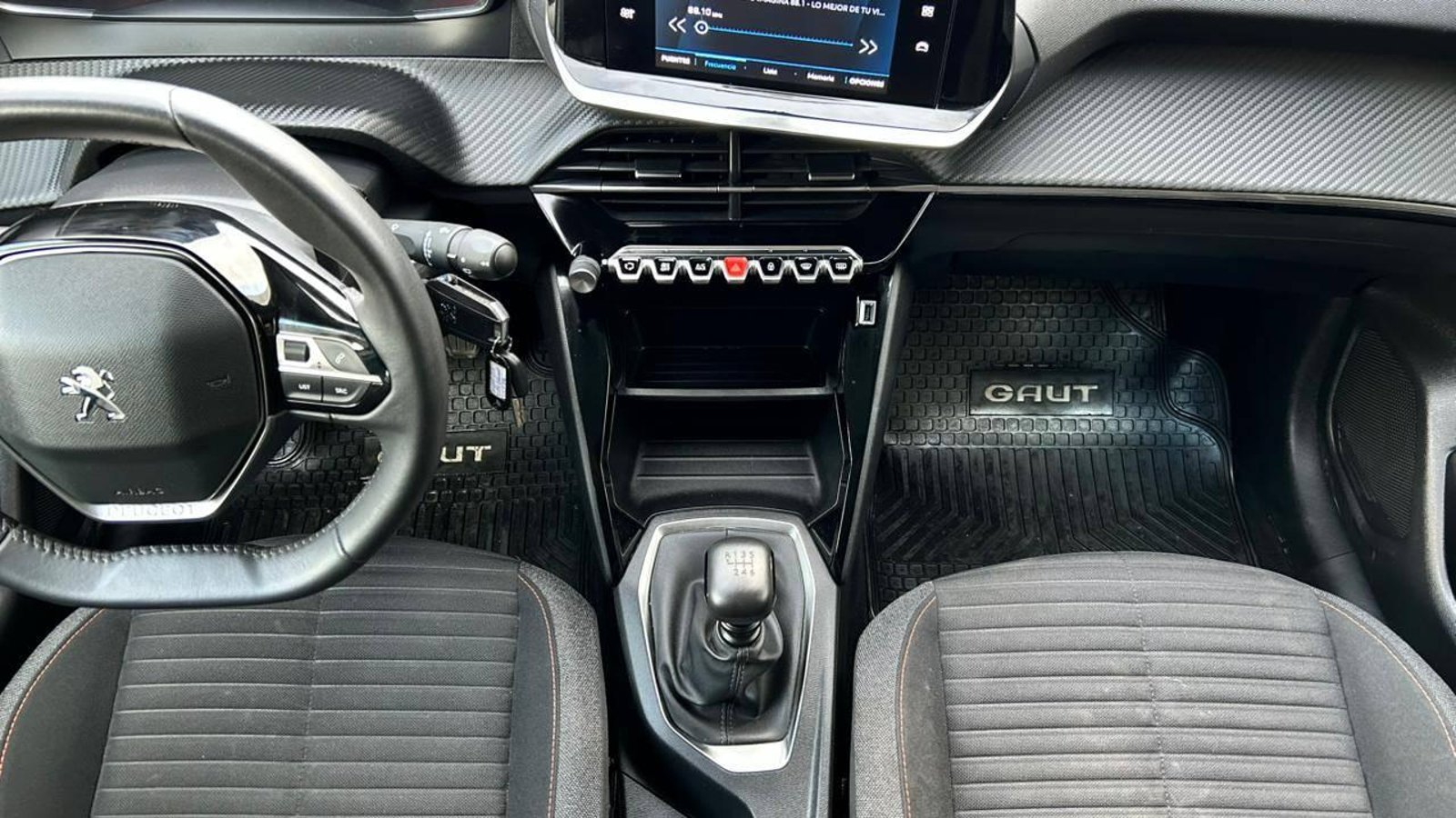 Peugeot 208 2024 - Imagen 13 de 20
