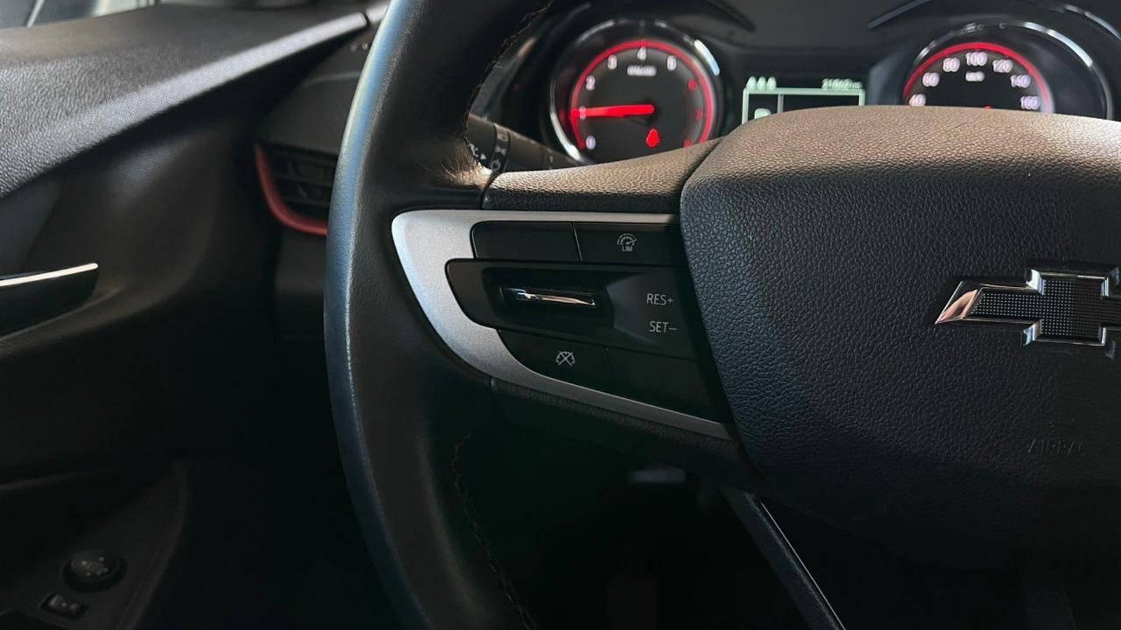 Chevrolet Onix Turbo HB 2022 - Imagen 11 de 15