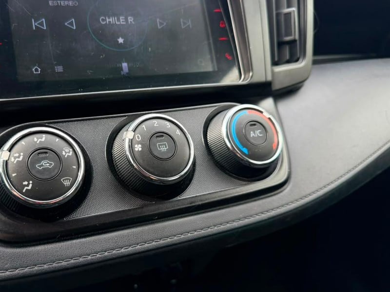 Toyota RAV4 A 2019 - Imagen 13 de 20