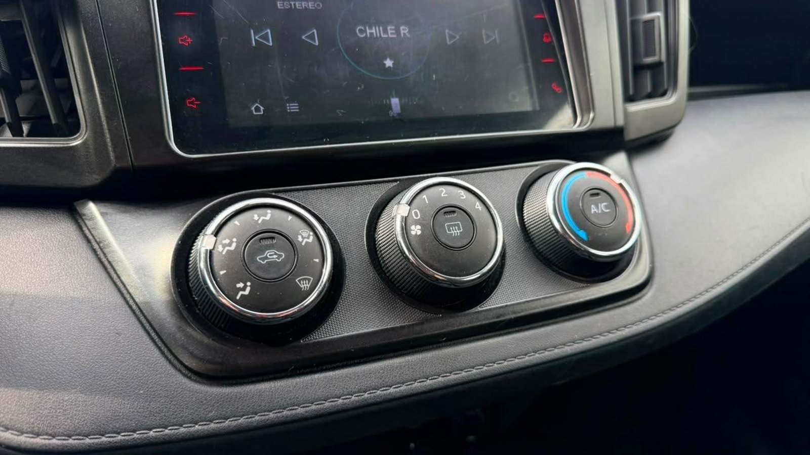 Toyota RAV4 A 2019 - Imagen 13 de 20