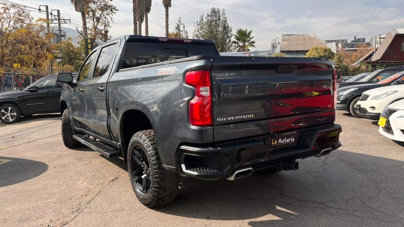 Chevrolet Silverado 2020 - Imagen 3 de 20
