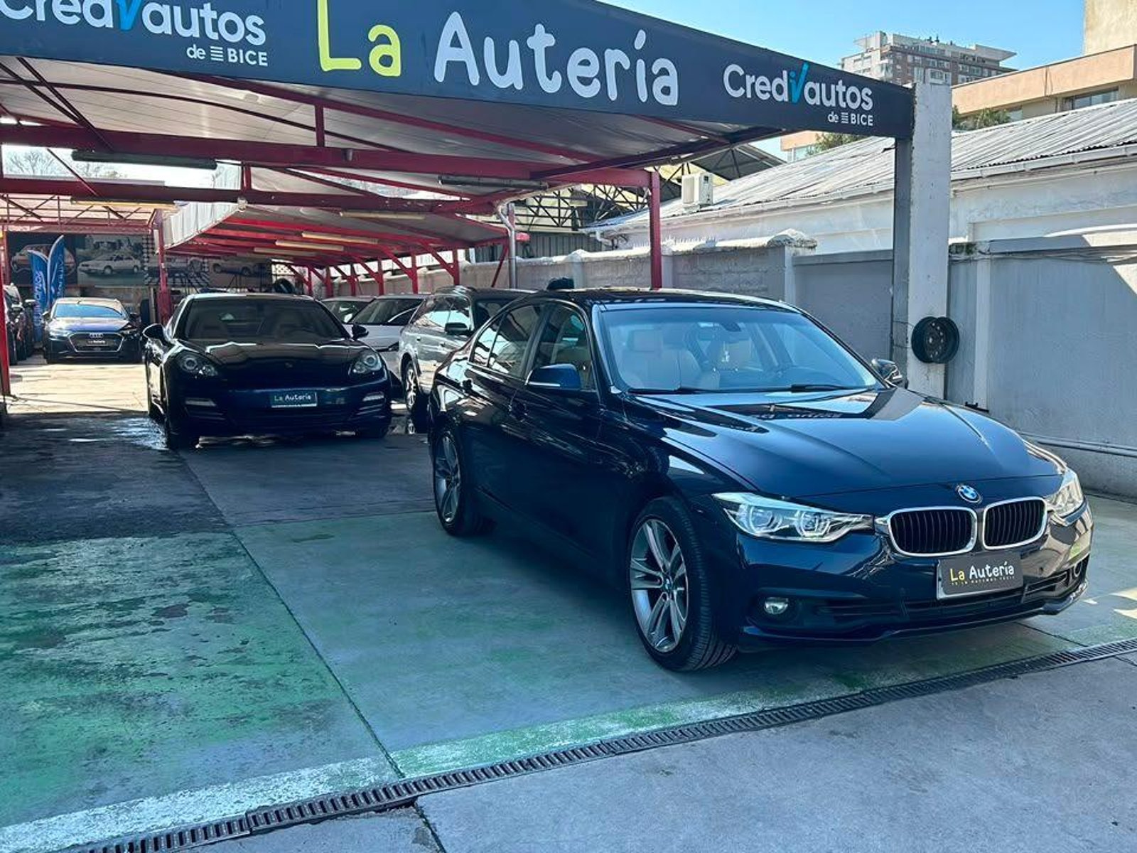 BMW 320I 2016 - Foto 2 de 20