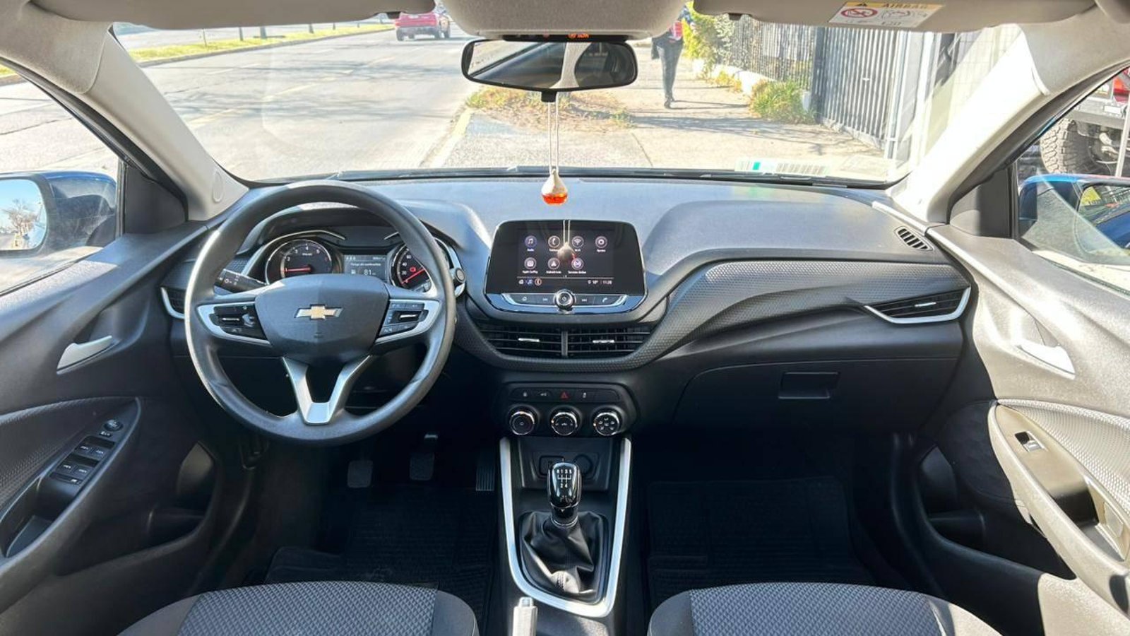 Chevrolet Onix 2021 - Imagen 11 de 20