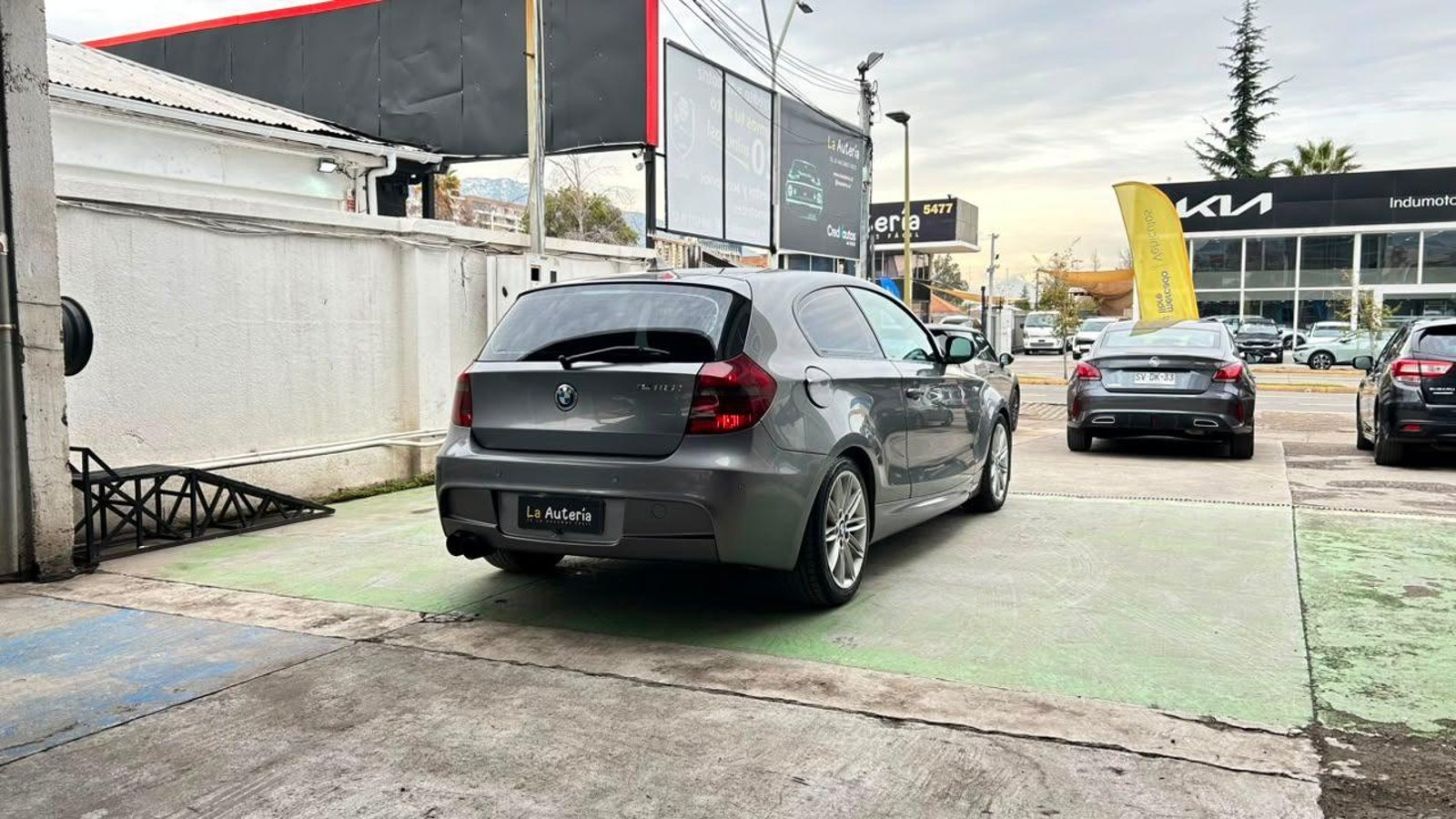 BMW 116I 2012 - Imagen 3 de 20