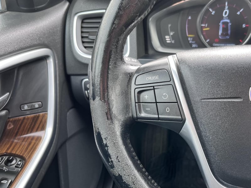 Volvo V60CC D4 LTD AWD 2.4 AUT 2016 - Imagen 6 de 19