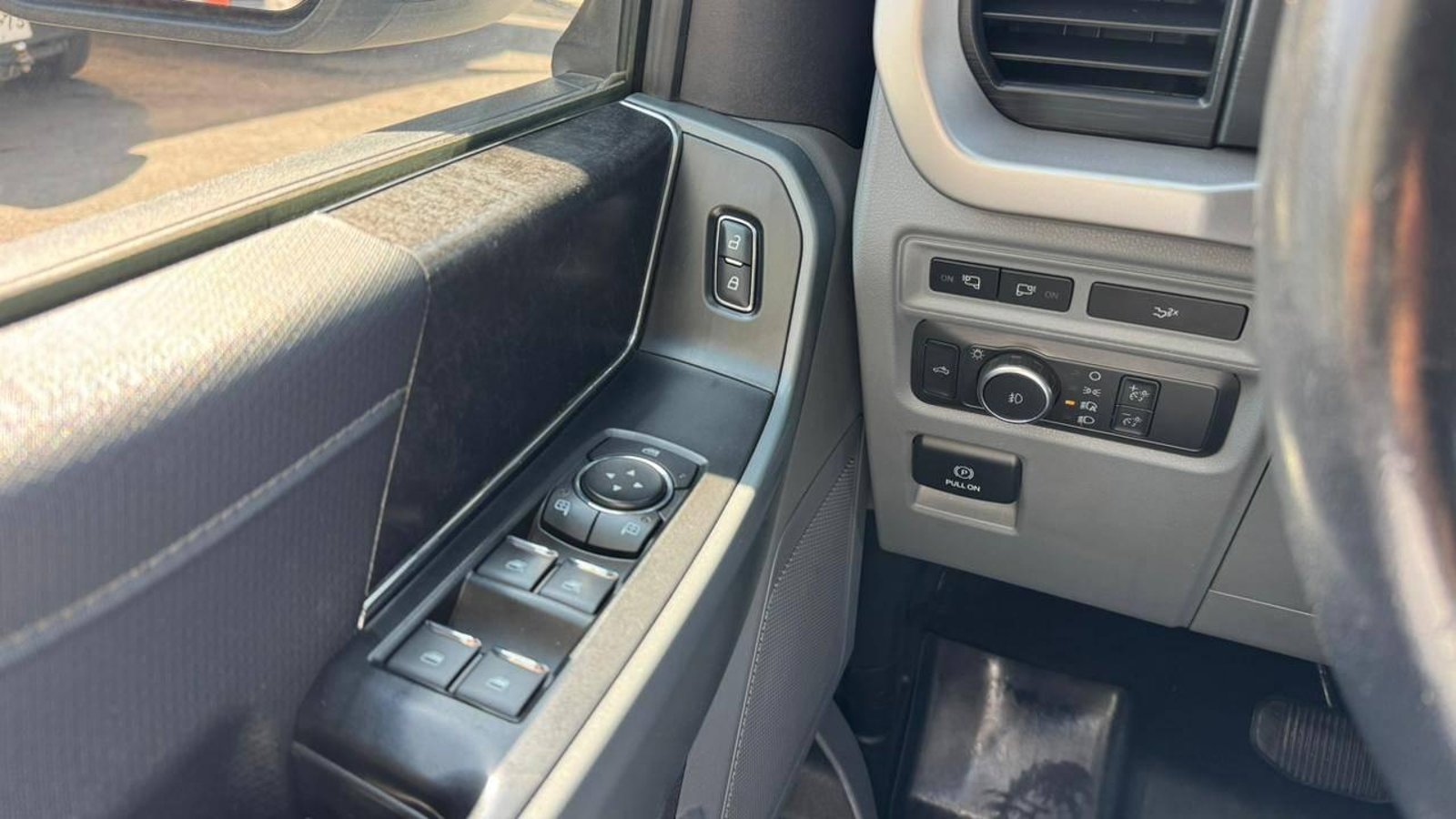 Ford F-150 2023 - Imagen 19 de 20