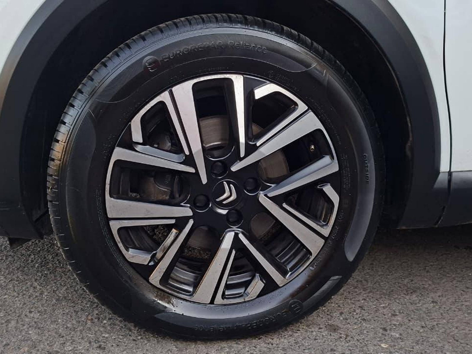 Citroën C4  1.5 AUTO 2023 - Foto 5 de 19