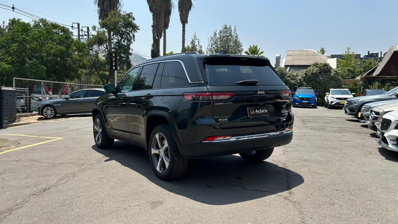 Jeep Grand Cherokee 2024 - Imagen 4 de 20