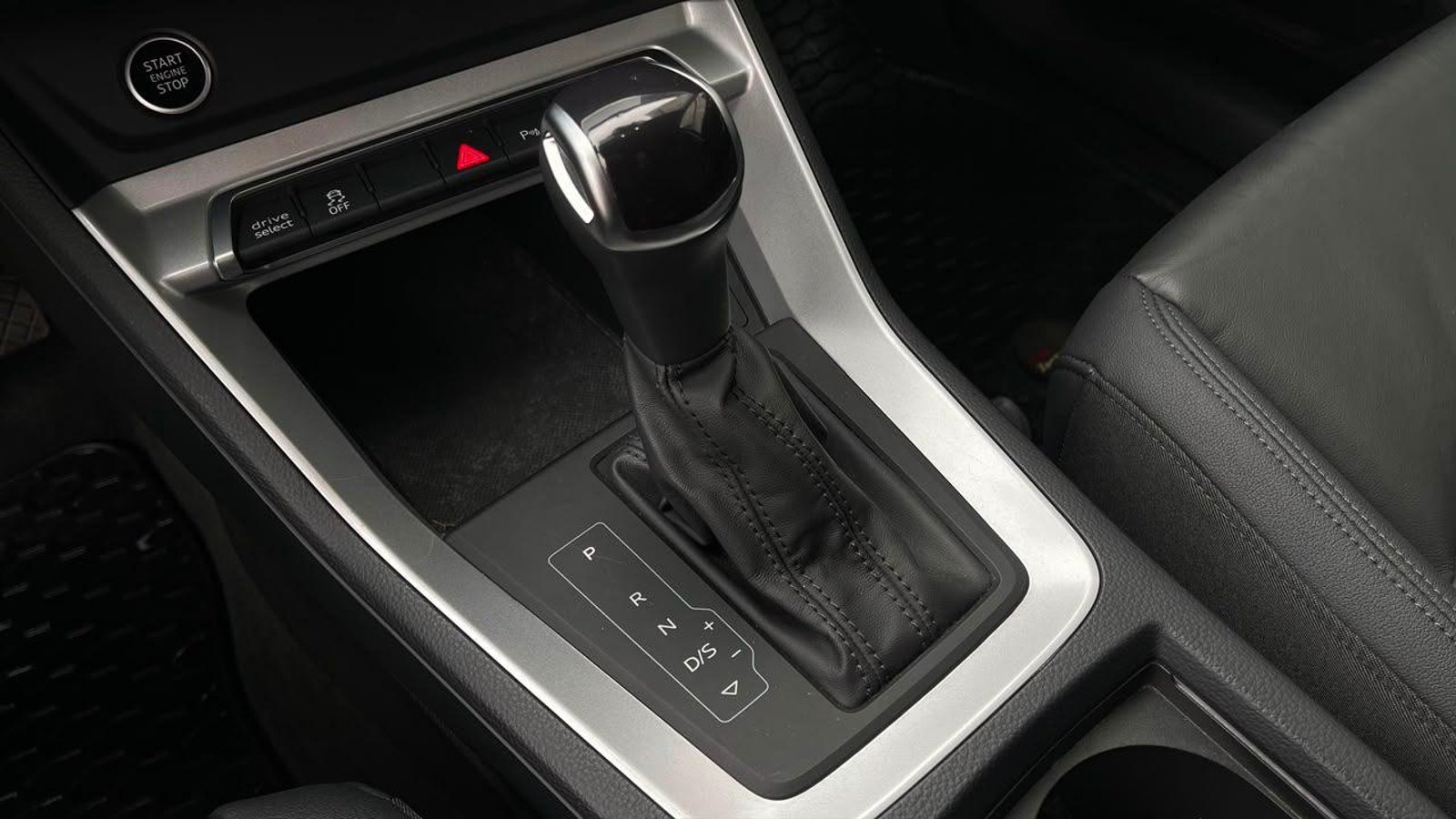 Audi Q3 35 TFSI 1.4 AUT 2024 - Imagen 12 de 18