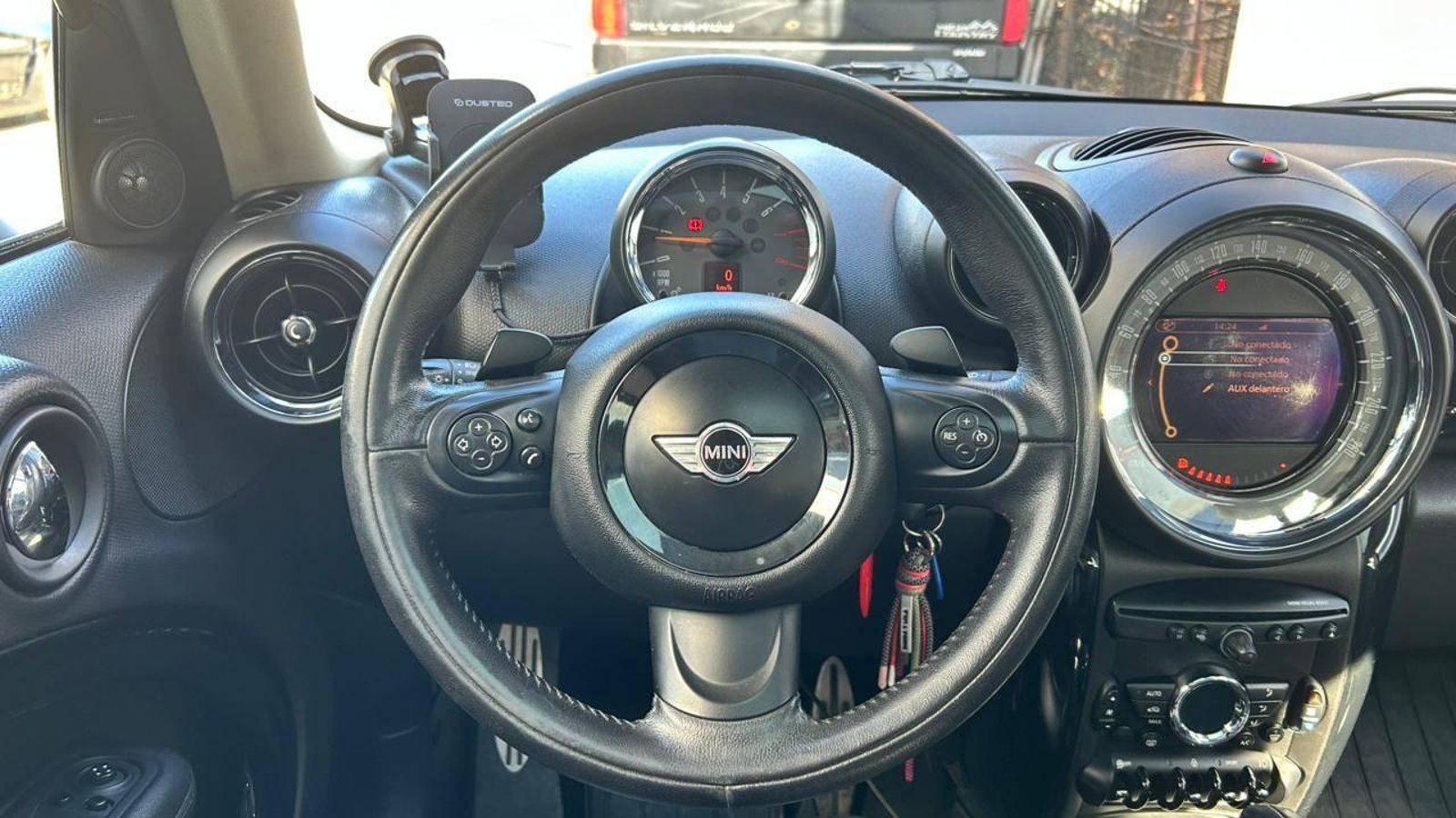 MINI Cooper 2015 - Imagen 6 de 20